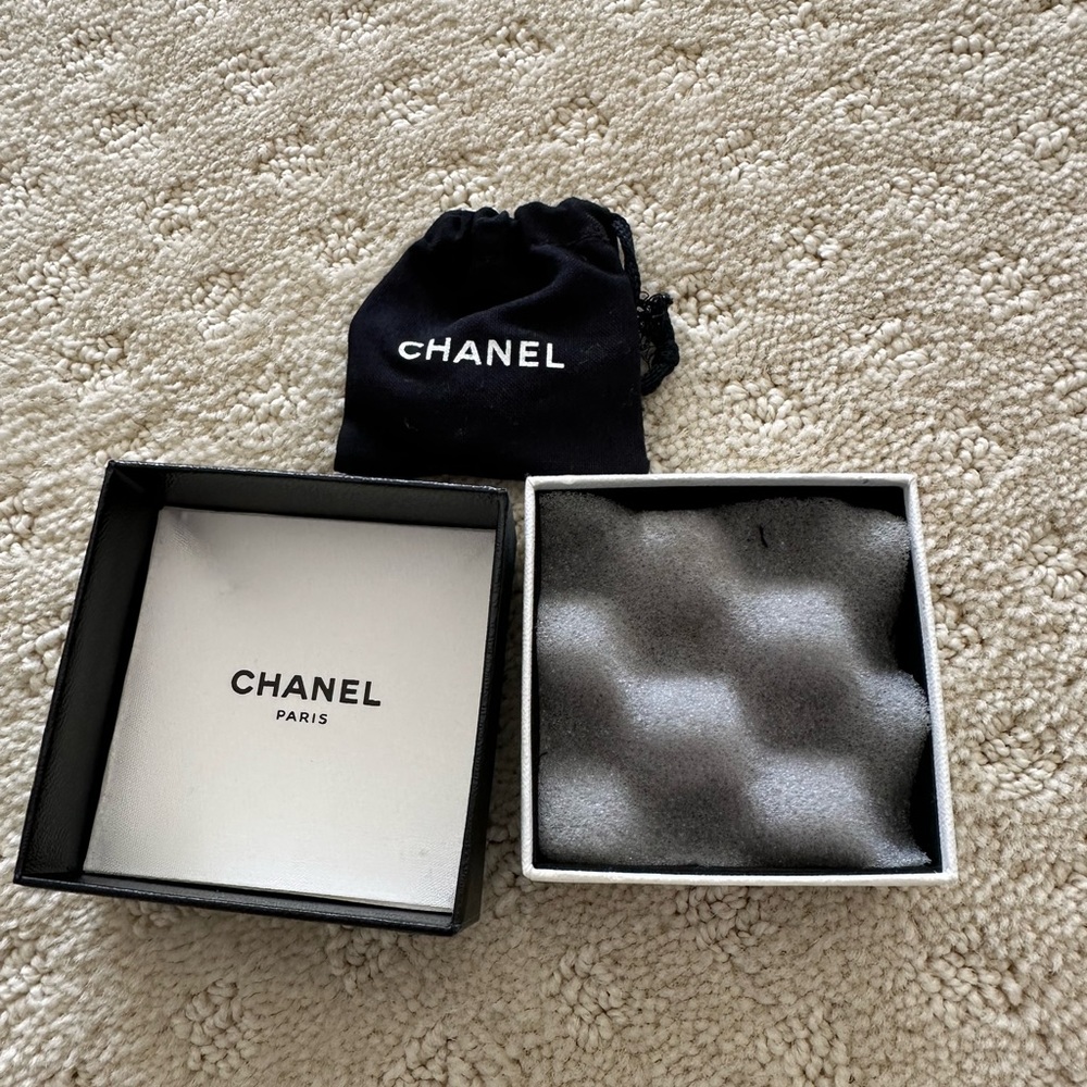 Chanel Rhinestone Earrings - Picture 7 of 8